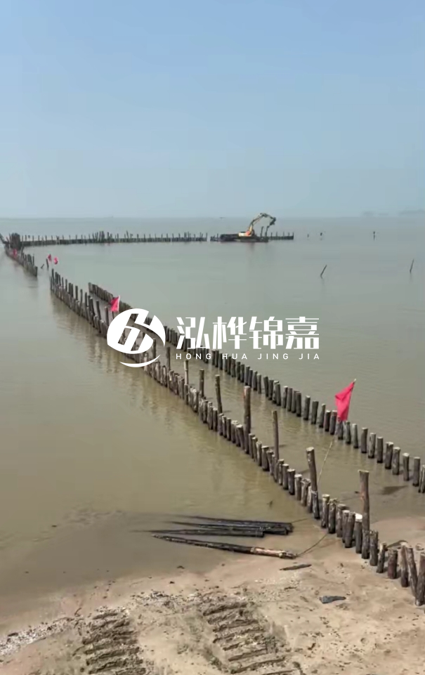 菏澤河道清淤專業(yè)施工-打完松木樁后清理淤泥是否會影響穩(wěn)定性？