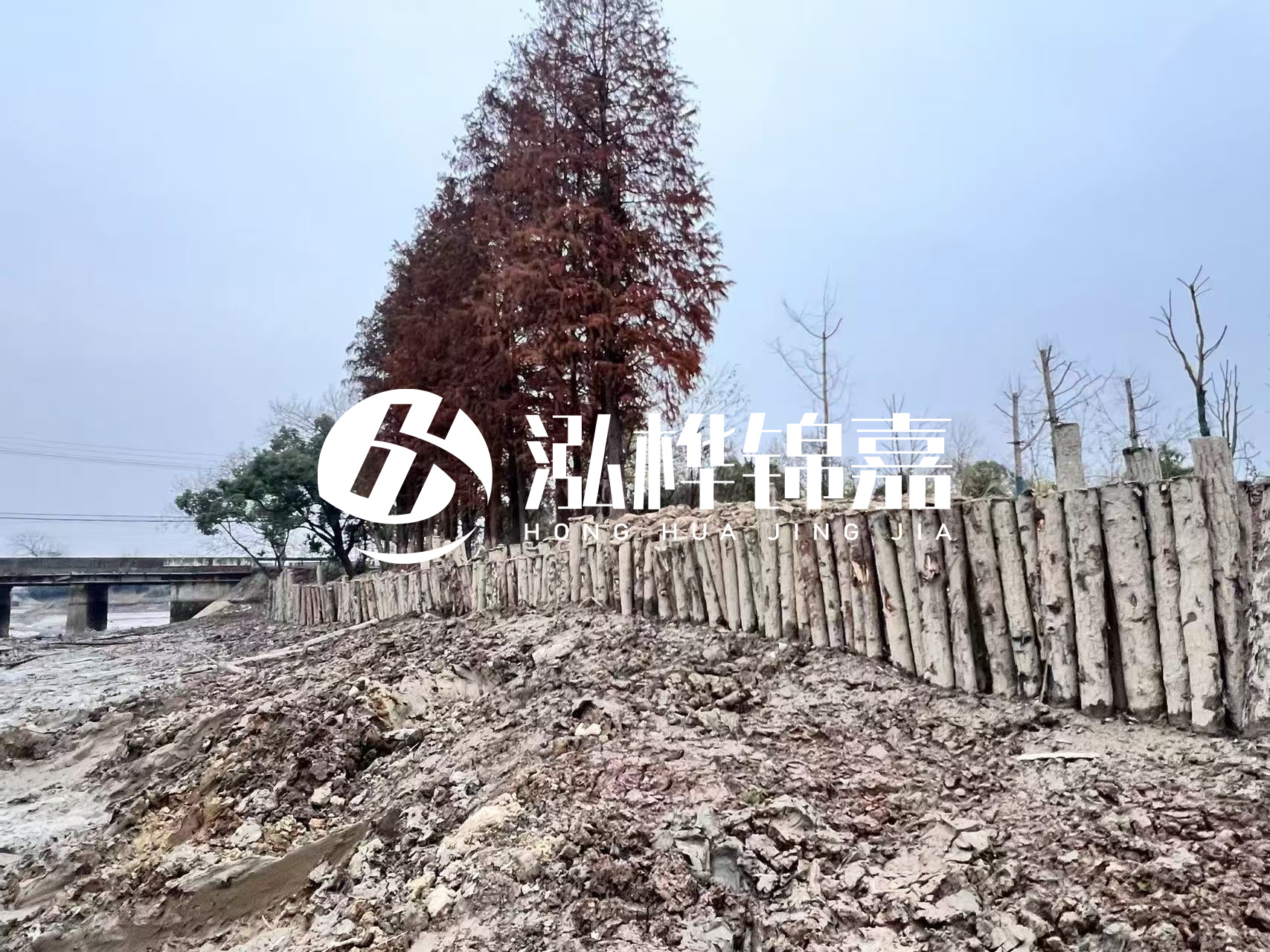 平?jīng)鐾跈C打木樁專業(yè)施工-松木樁工程量怎么計算的？