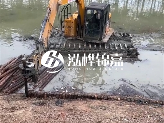 河道木材松木樁怎么選？河道工程用什么規(guī)格松木樁？